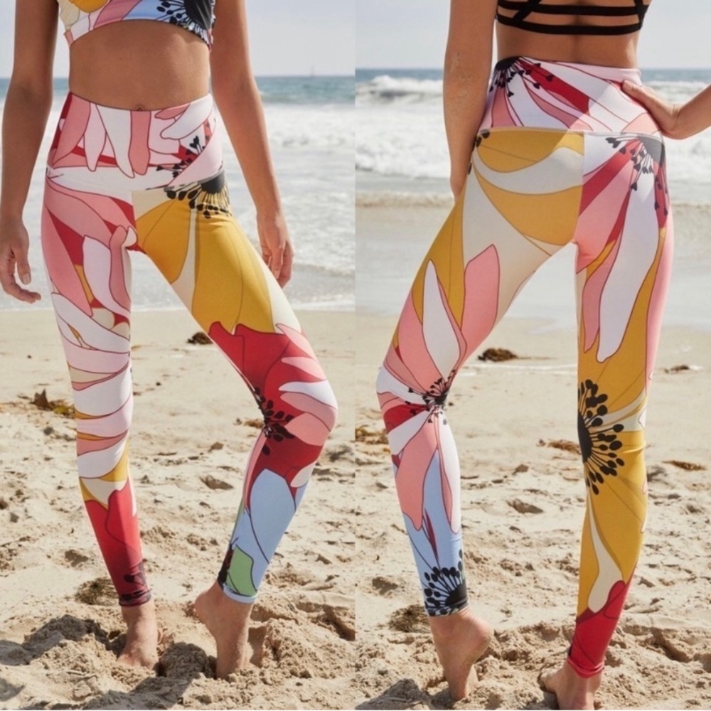 Onzie Flower Child High Rise Leggings Size Small / Medium